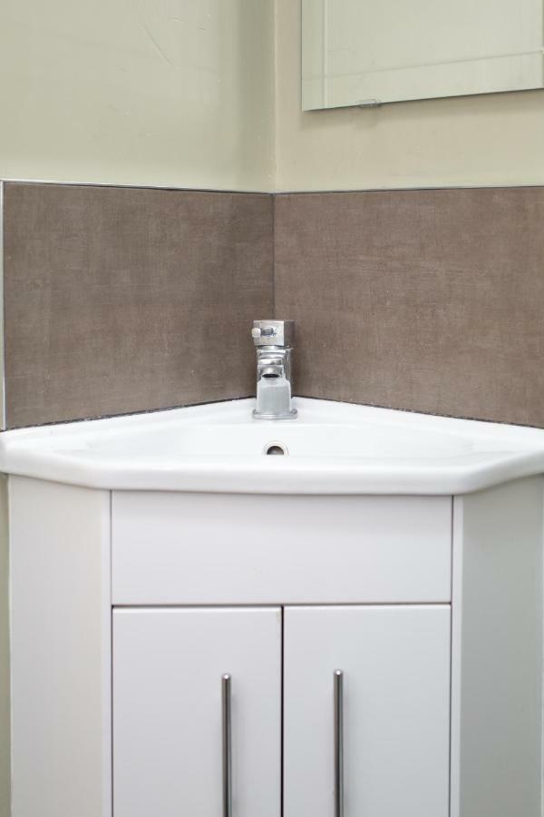 3 Bedroom Apartment Newcastle City Centre Экстерьер фото